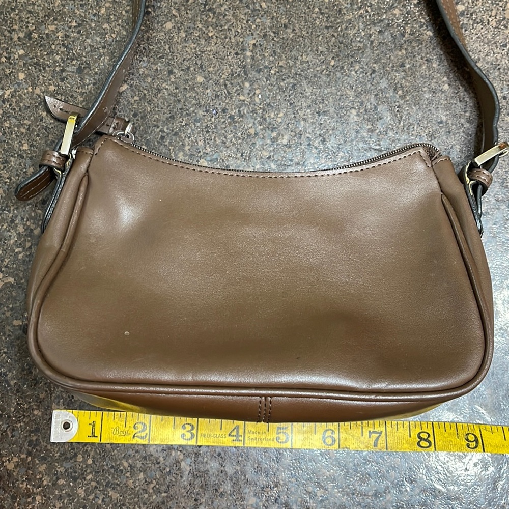 Brown small purse.